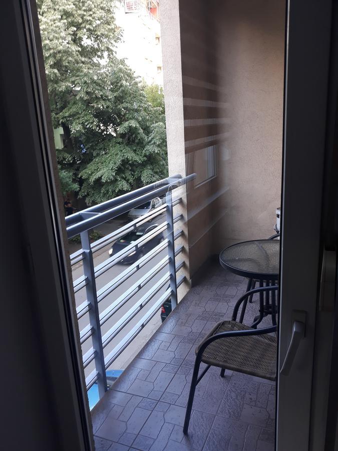 Apartment Azzuro 2 Novi Sad Exterior photo