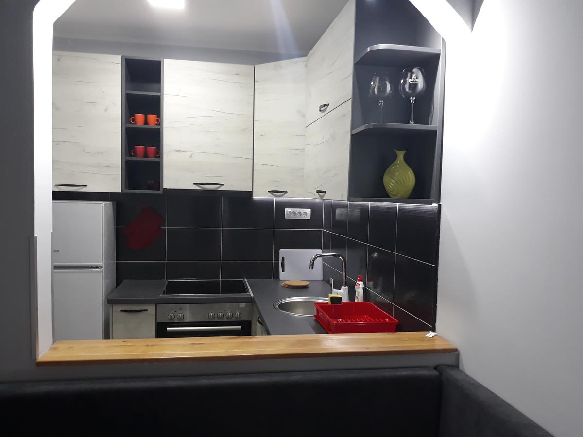 Apartment Azzuro 2 Novi Sad Exterior photo